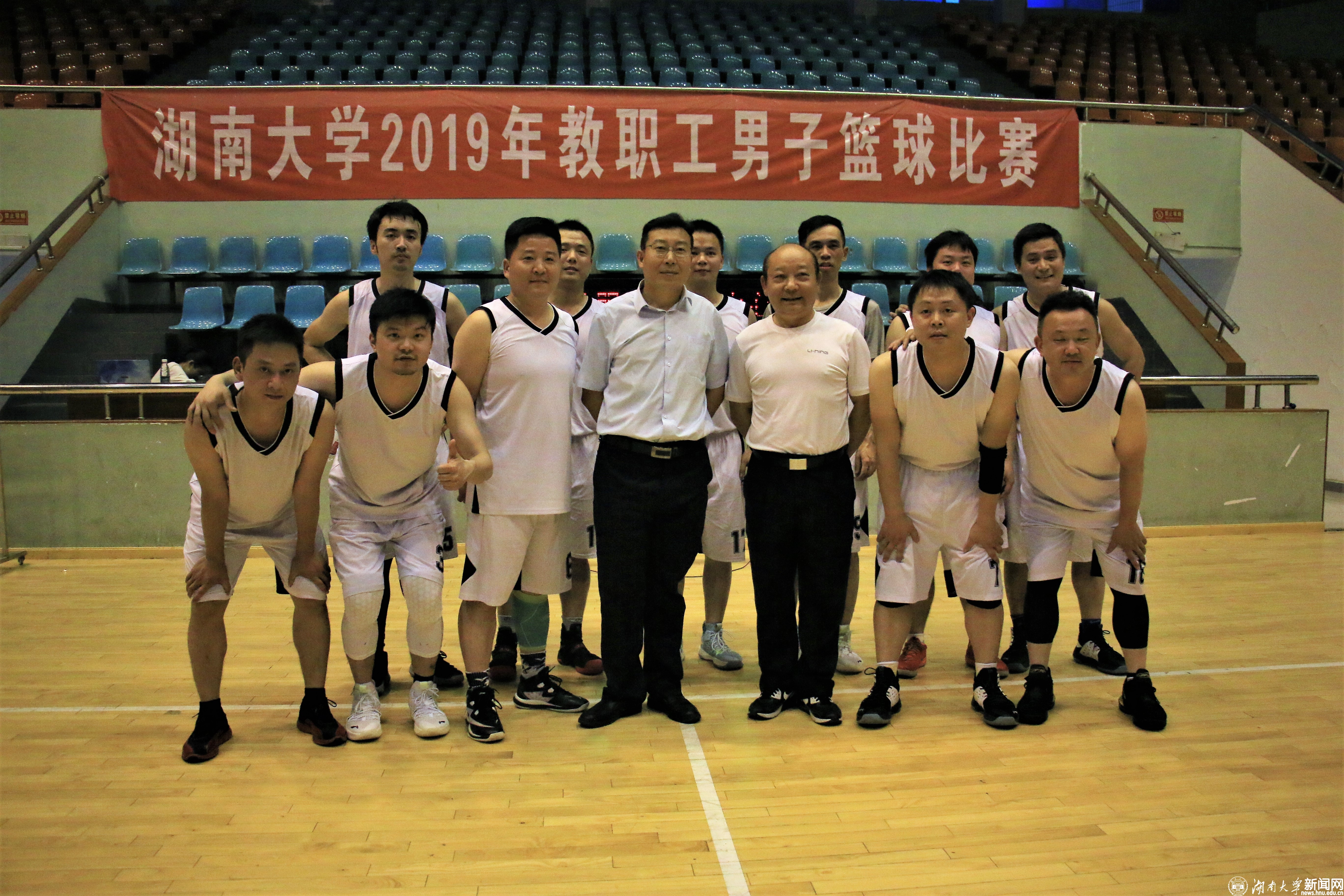 第三名团队后勤.jpg