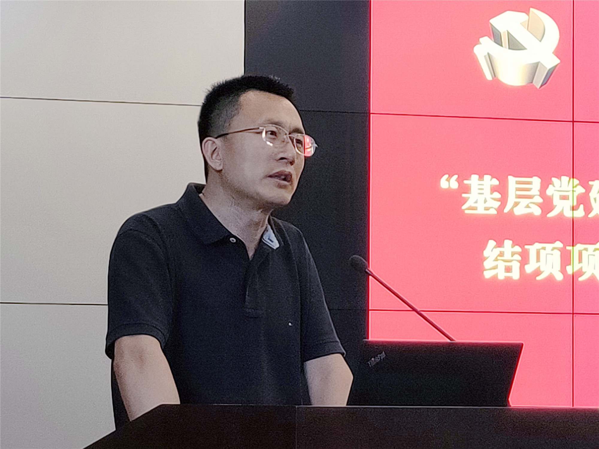 于书记1副本.jpg